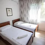 The Pine Grove * Golem (Tirana)