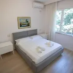 Feriehus The Pine Grove Golem (Tirana)