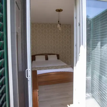 The Pine Grove Golem (Tirana)