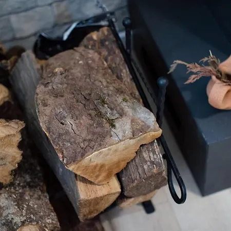 The Pine Grove * Golem (Tirana)