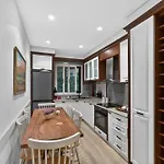 Holiday home The Pine Grove Golem (Tirana)