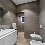 The Pine Grove Holiday home