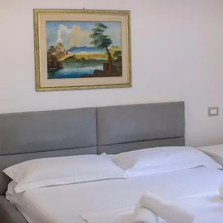 The Pine Grove Tatil Evi